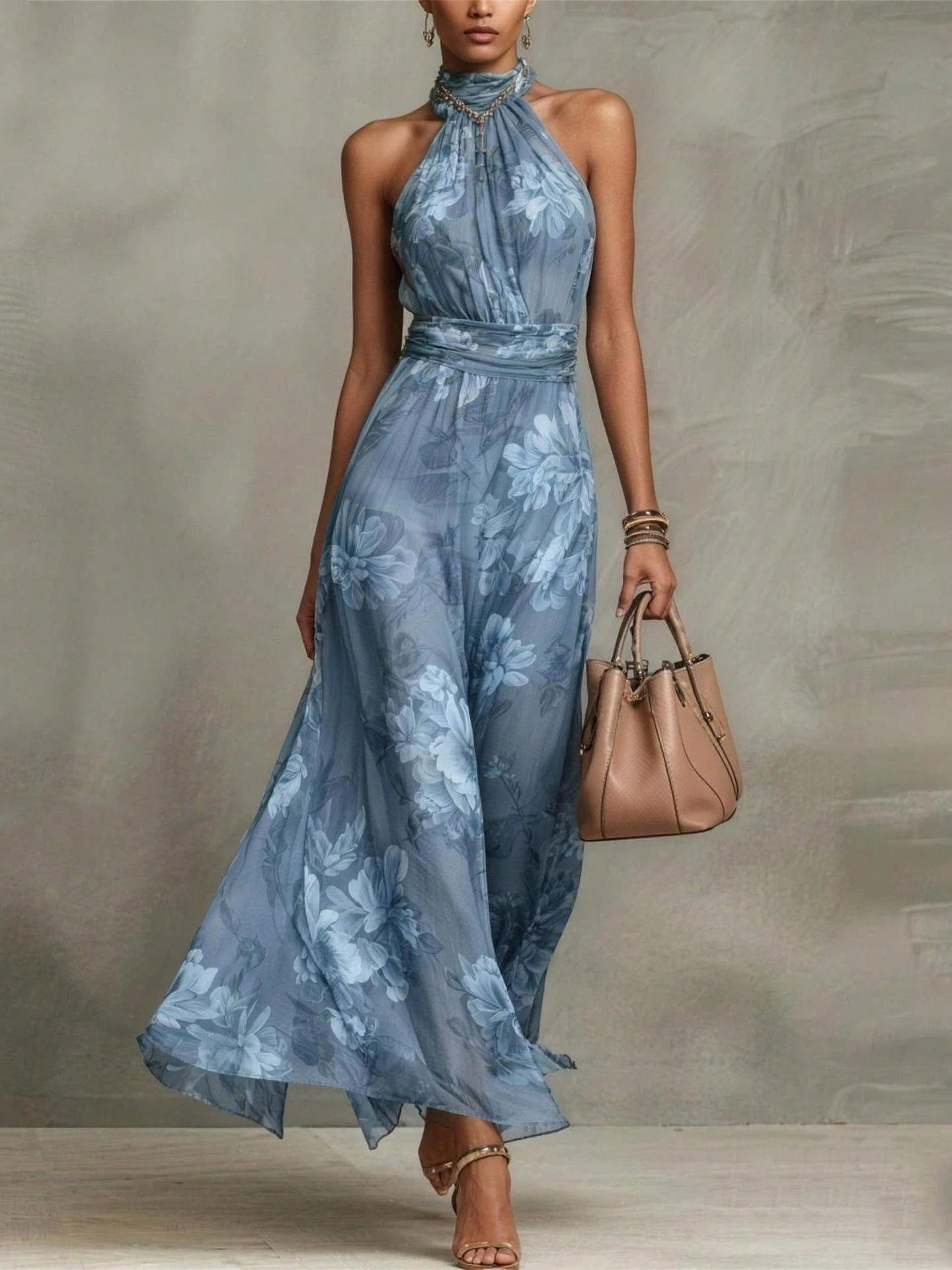 Abito Maxi Halter in Chiffon Verde con Fiori
