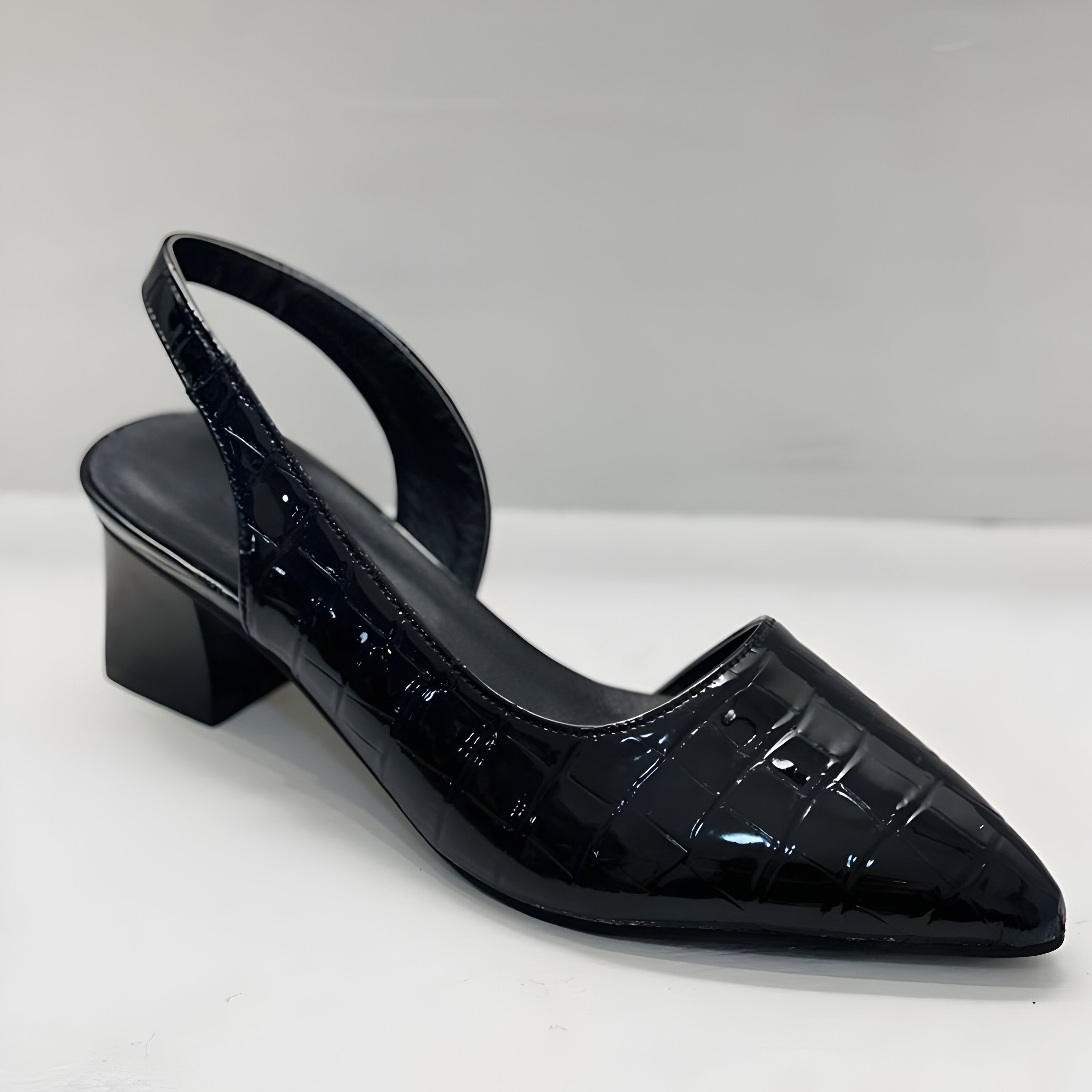 Wynn | Tacones ortopédicos de puntera ancha