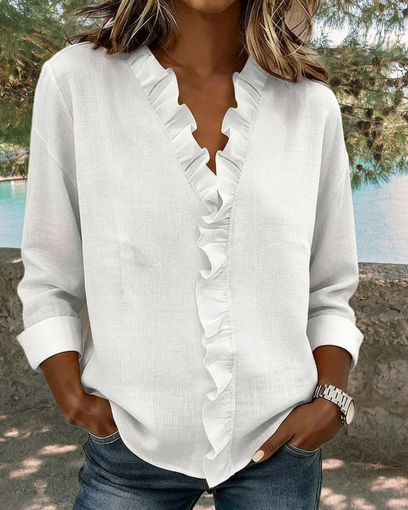 Chiara™ | Blusa con escote en V y delicados volantes