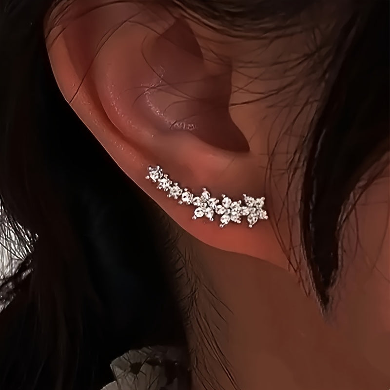 Eleganti orecchini floreali in argento senza tempo