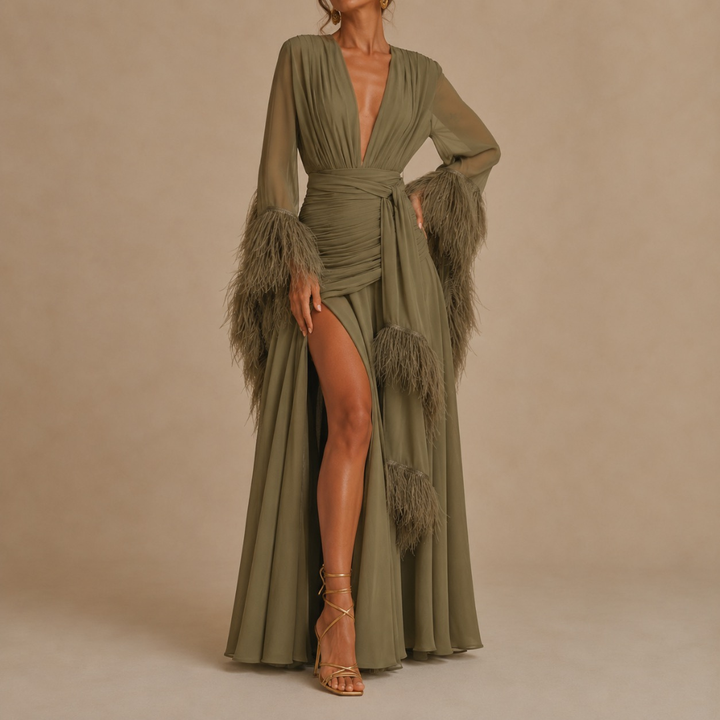 Valentina | Abito Maxi Elegante con Dettagli in Piuma