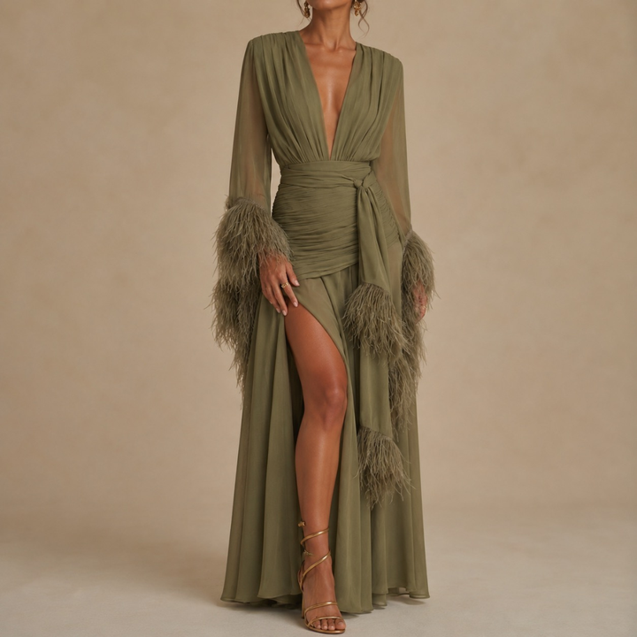 Valentina | Abito Maxi Elegante con Dettagli in Piuma