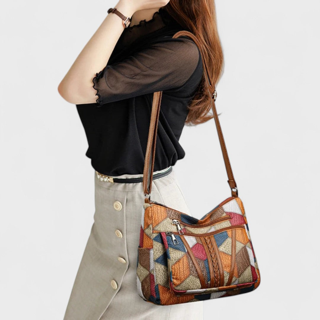 Soraya – Eleganza e praticità in un accessorio unico