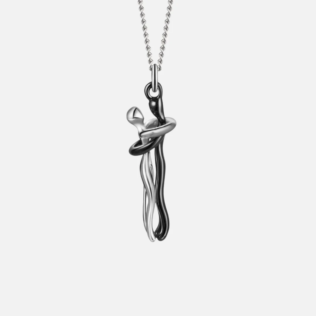 L’Abbraccio d’Amore – Collana simbolo di connessione e amore