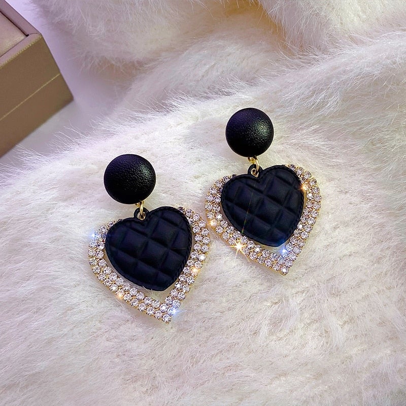Orecchini a Cuore in Oro Nero