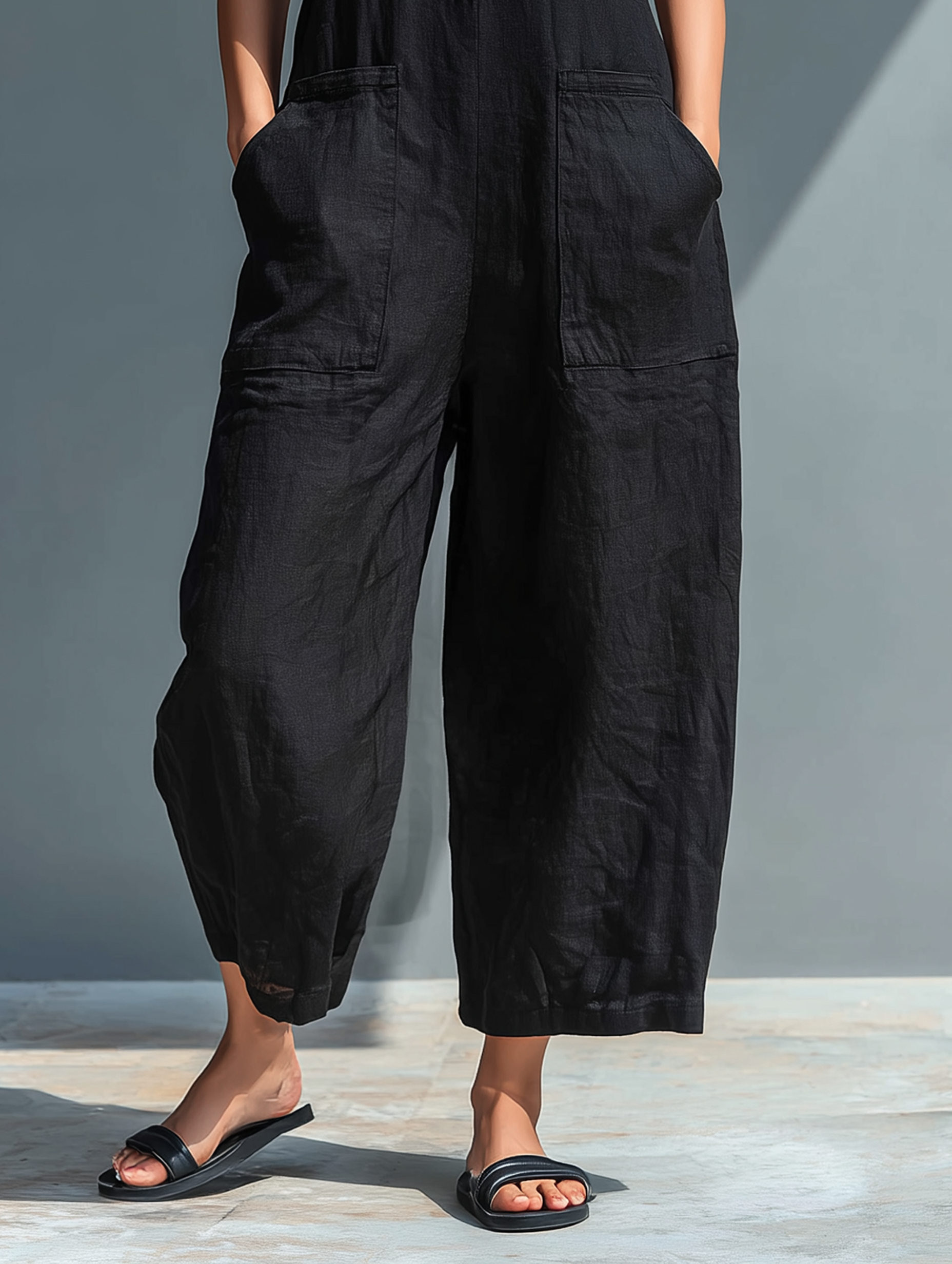 DORIA | Mono minimalista sin mangas para mujer con cuello alto y botones